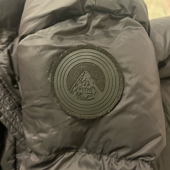 Kith Cropped Puffer - Picture 3 of 4